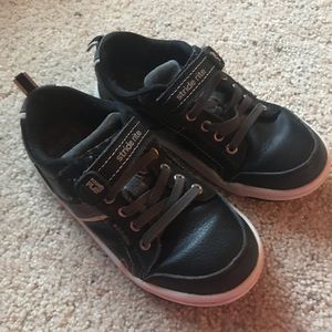 Stride Rite tennis shoes size 11